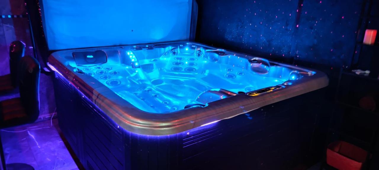 Loft Romantique Hammam Spa Privatif Playroom Grenoble Bagian luar foto